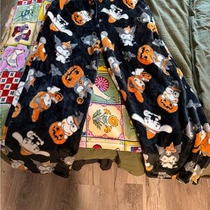 Plus Size 3X Sanrio Hello Kitty and Friends Halloween Fuzzy Pajama Pants